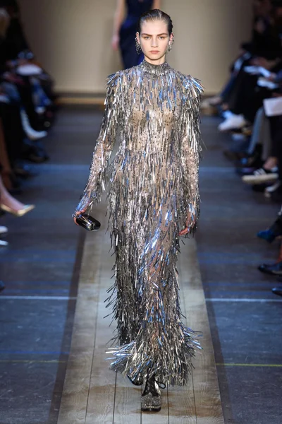 Look 34